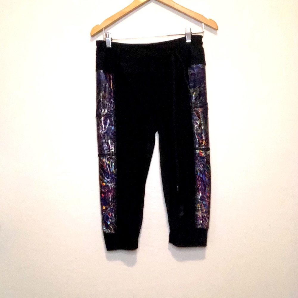 Sparkle Athletic Capri Running Pants zipper pouch